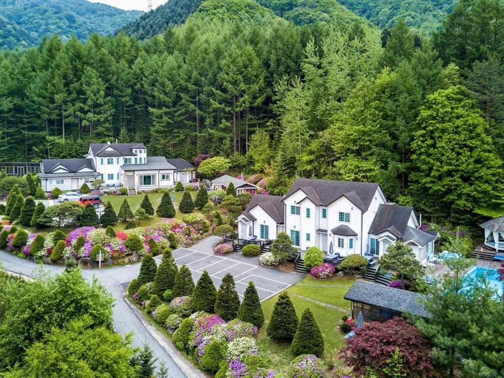 Pyeongchang Greenhill Pension Exterior foto